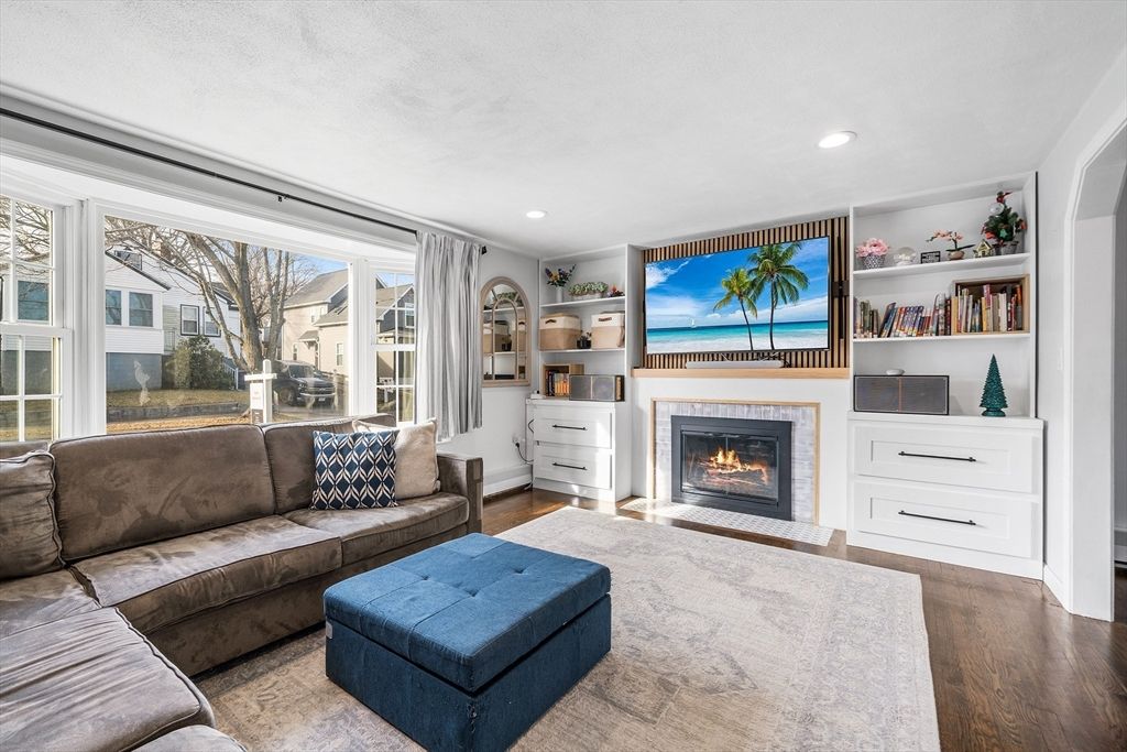 26 Berlin Ave, Milton, MA 02186