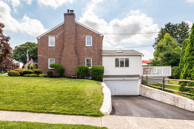 54 TREATY RD., Drexel Hill, PA 19026