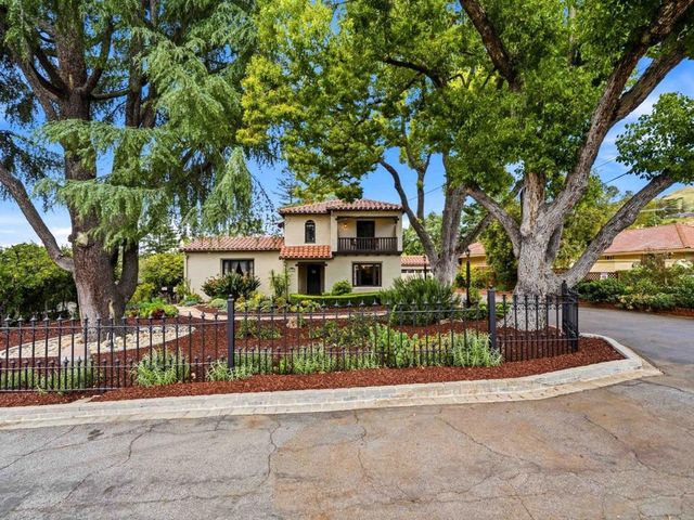 5401 Greenside Drive, San Jose, CA 95127