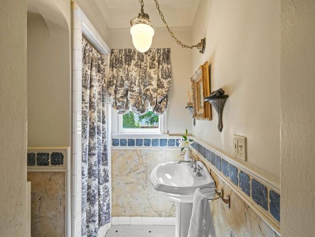 5401 Greenside Drive, San Jose, CA 95127