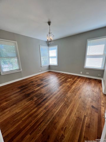 816 SHADWELL DR, San Antonio, TX 78228