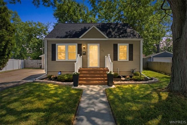 65 Tussing Lane, Tonawanda, NY 14150