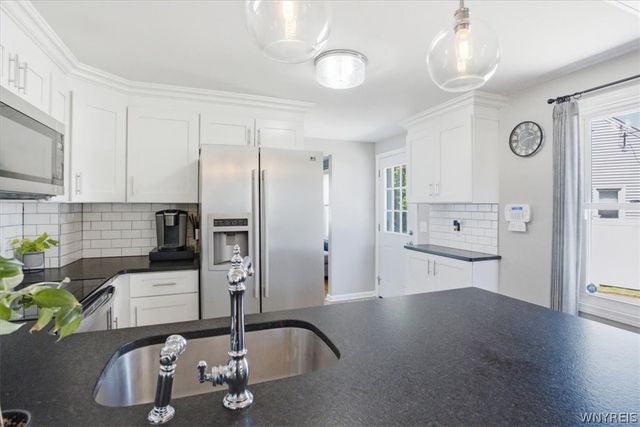 65 Tussing Lane, Tonawanda, NY 14150