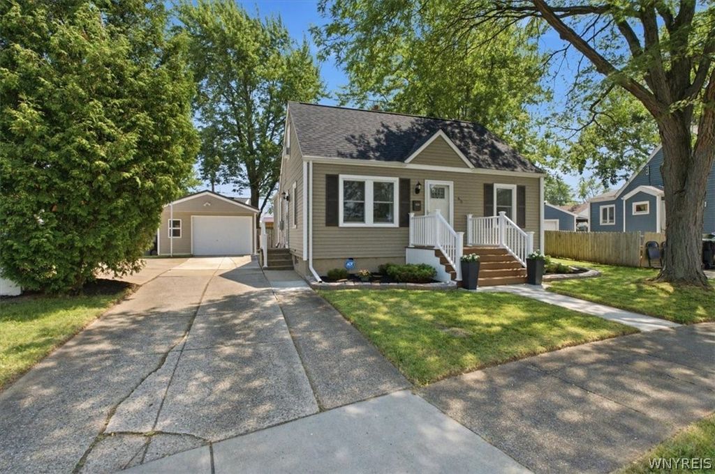 65 Tussing Lane, Tonawanda, NY 14150