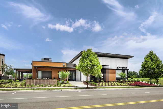 22103 MIDMOORE DR, Ashburn, VA 20148