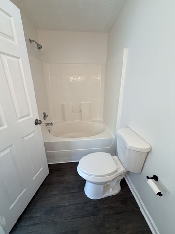 658 Flintlock Ct, Nashville, TN 37217