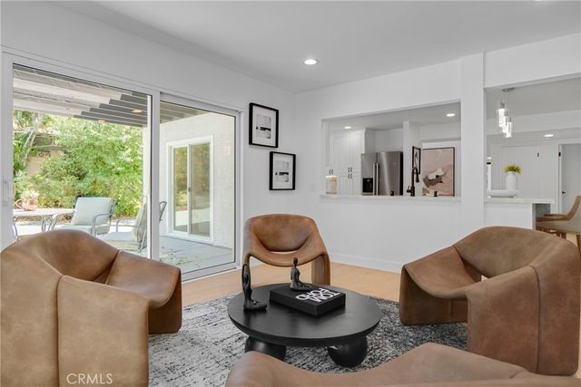 27311 Country Glen, Agoura Hills, CA 91301