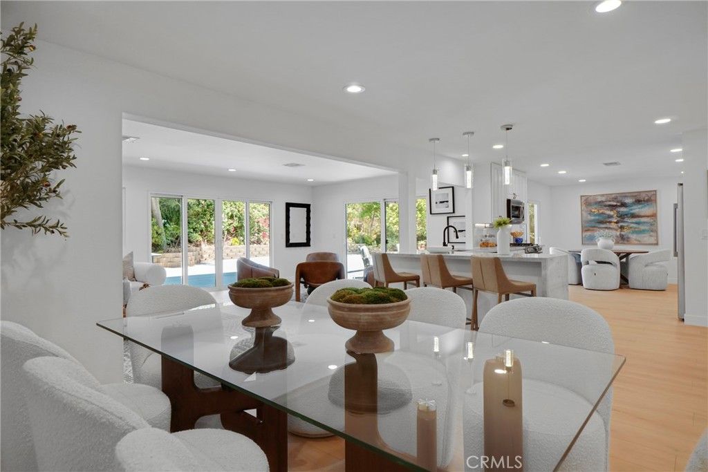 Image 11 of property listing at 27311 Country Glen, Agoura Hills, CA 91301