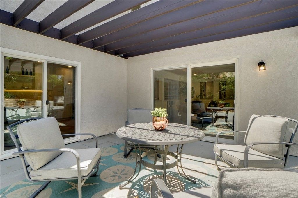 Image 30 of property listing at 27311 Country Glen, Agoura Hills, CA 91301