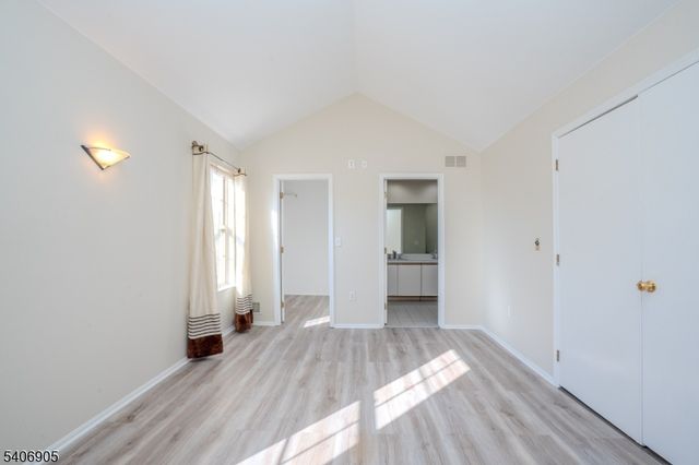 179 Salem Rd, North Brunswick Twp., NJ 08902