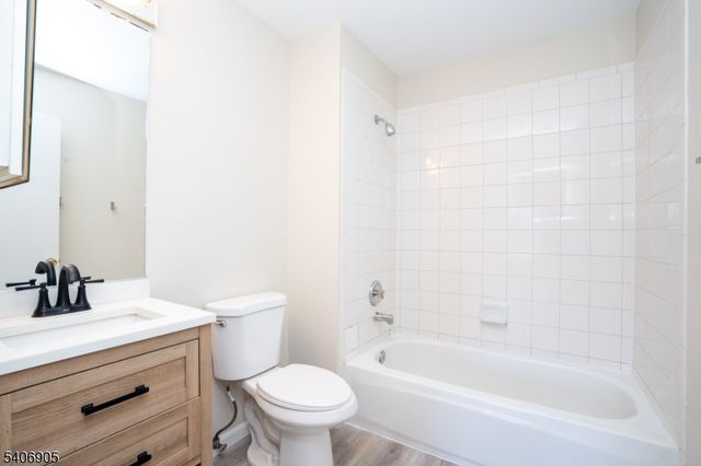 179 Salem Rd, North Brunswick Twp., NJ 08902