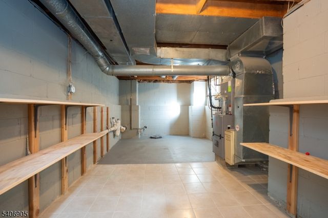 179 Salem Rd, North Brunswick Twp., NJ 08902