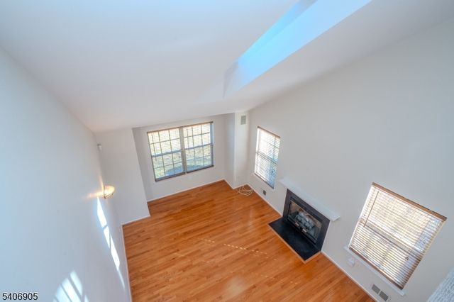 179 Salem Rd, North Brunswick Twp., NJ 08902