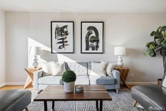 1998 14th Avenue, San Francisco, CA 94116