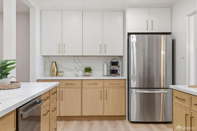 1998 14th Avenue, San Francisco, CA 94116