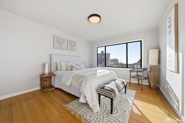 1998 14th Avenue, San Francisco, CA 94116