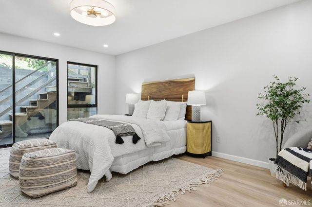 1998 14th Avenue, San Francisco, CA 94116