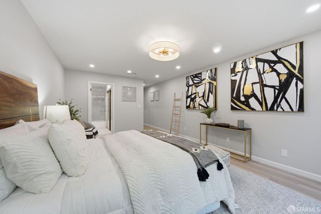 1998 14th Avenue, San Francisco, CA 94116