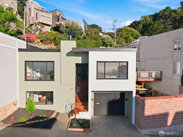 1998 14th Avenue, San Francisco, CA 94116