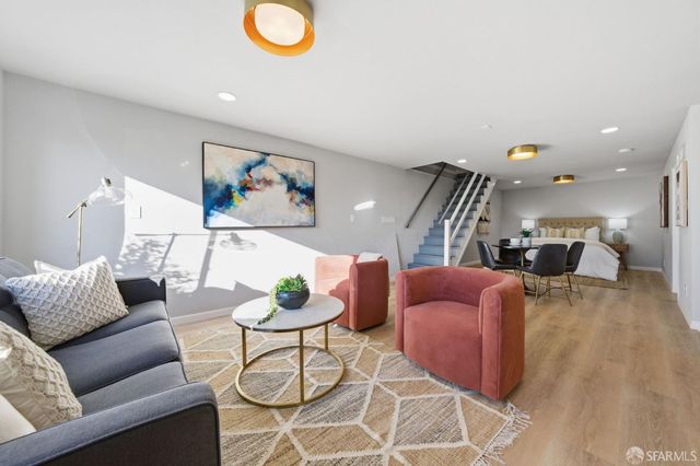 1998 14th Avenue, San Francisco, CA 94116