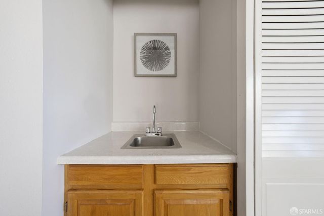 1998 14th Avenue, San Francisco, CA 94116