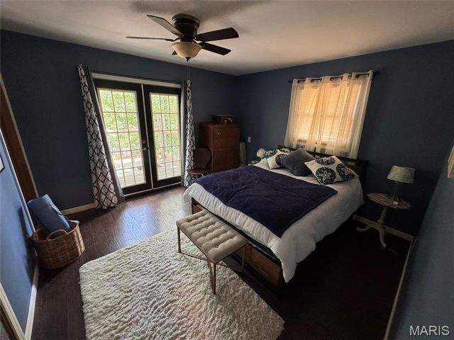 8849 Possum Hollow, French Village, MO 63036
