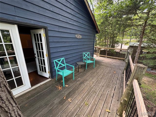 8849 Possum Hollow, French Village, MO 63036