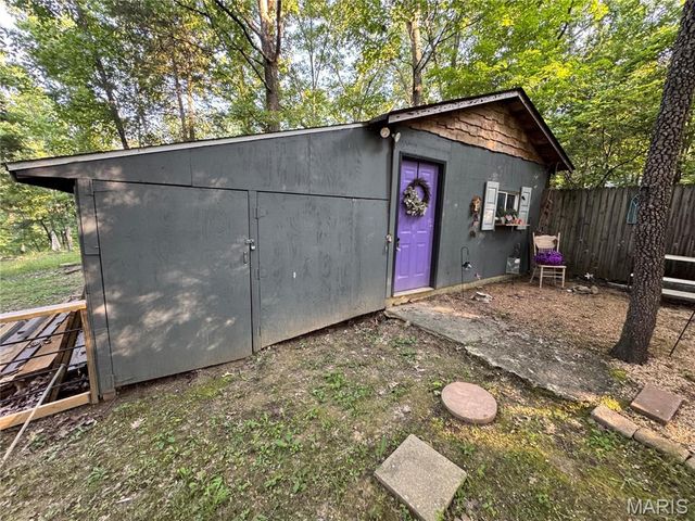 8849 Possum Hollow, French Village, MO 63036