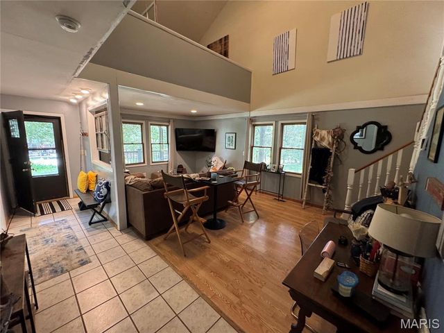 8849 Possum Hollow, French Village, MO 63036