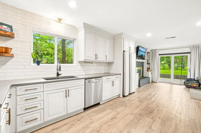 2201 Fawkes Lane, Keller, TX 76262
