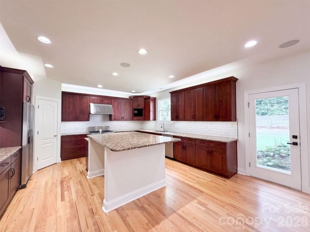 142 Bain Lane, Mooresville, NC 28117