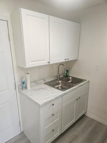505 NW 16th Avenue, Pompano Beach, FL 33069