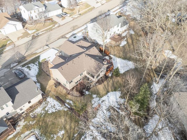 1120 Glendale Hills Drive NE, Rochester, MN 55906