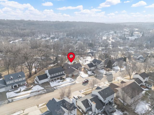 1120 Glendale Hills Drive NE, Rochester, MN 55906