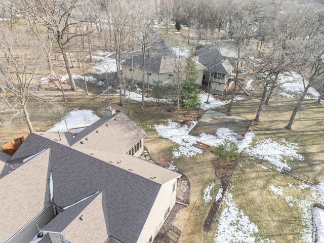 1120 Glendale Hills Drive NE, Rochester, MN 55906