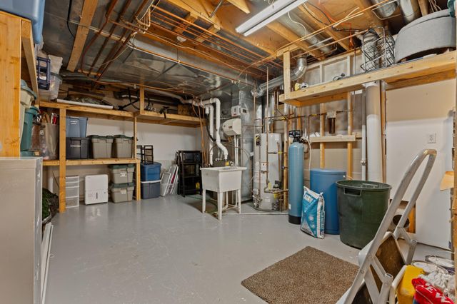 1120 Glendale Hills Drive NE, Rochester, MN 55906