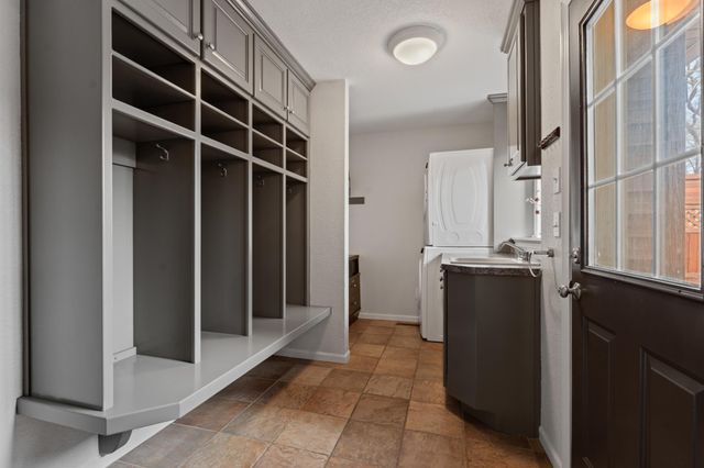 1120 Glendale Hills Drive NE, Rochester, MN 55906