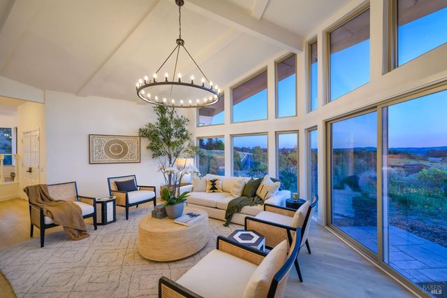 100 Frances Way, Petaluma, CA 94954