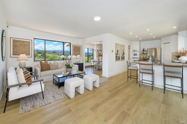 100 Frances Way, Petaluma, CA 94954