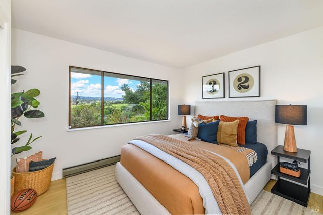 100 Frances Way, Petaluma, CA 94954