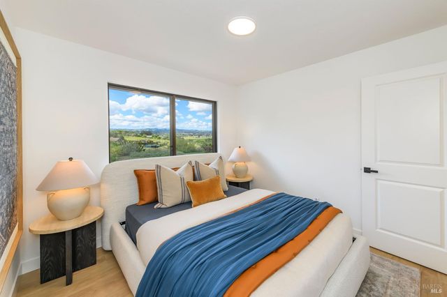 100 Frances Way, Petaluma, CA 94954