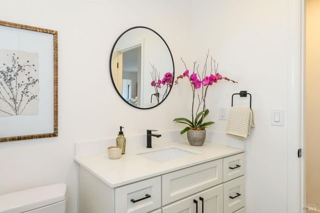 100 Frances Way, Petaluma, CA 94954