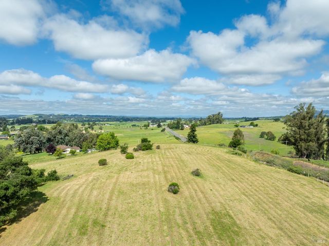 100 Frances Way, Petaluma, CA 94954