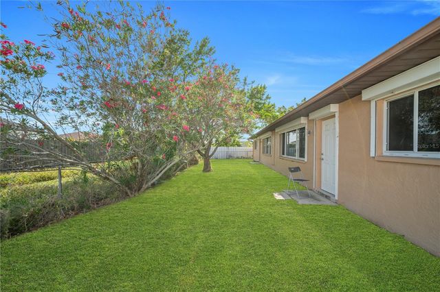 836 SW TRAFALGAR PKWY, Cape Coral, FL 33991
