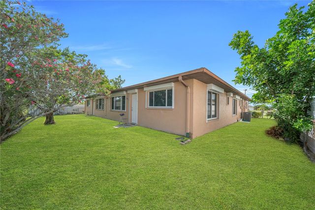 836 SW TRAFALGAR PKWY, Cape Coral, FL 33991