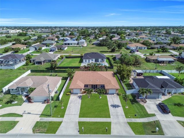 836 SW TRAFALGAR PKWY, Cape Coral, FL 33991