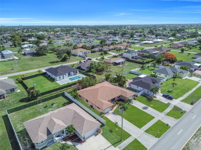 836 SW TRAFALGAR PKWY, Cape Coral, FL 33991