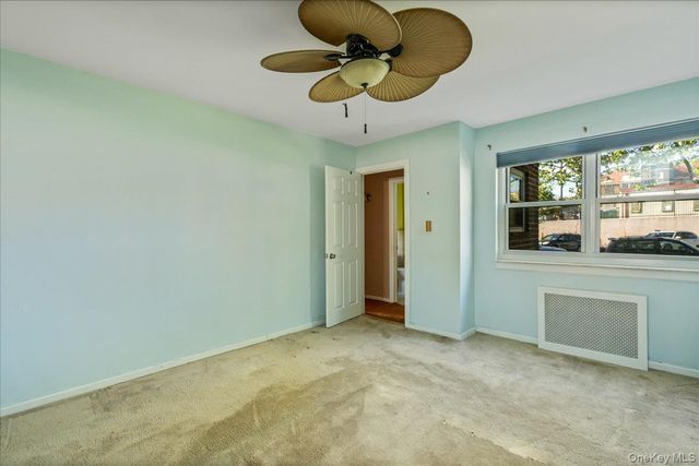 6701 152nd Street 220A, Flushing, NY 11367