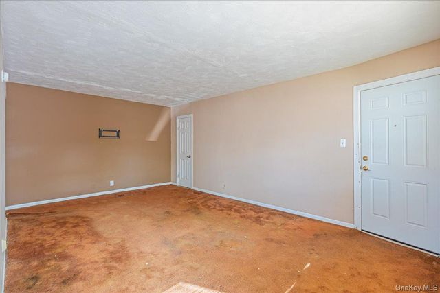 6701 152nd Street 220A, Flushing, NY 11367