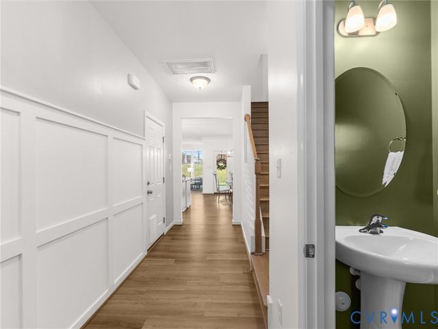 18536 Palisades Rdg, Moseley, VA 23120